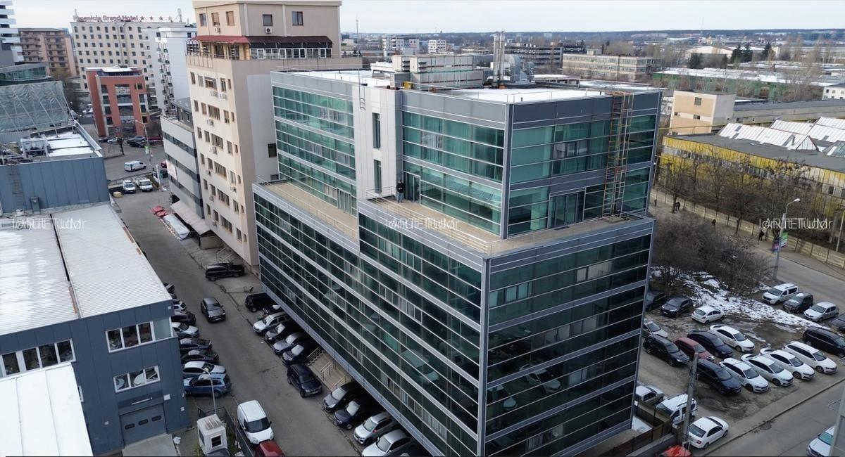 Spațiu de birouri luminos, open-space, în inima cartierului Aviației - 3