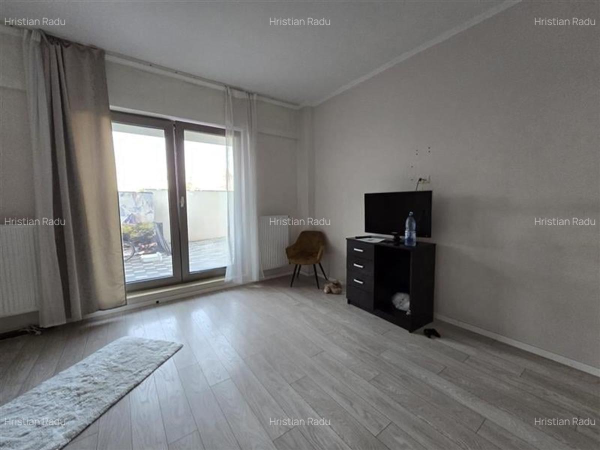 Apartament cu 3 camere semidecomandat în Bucureștii Noi - 2