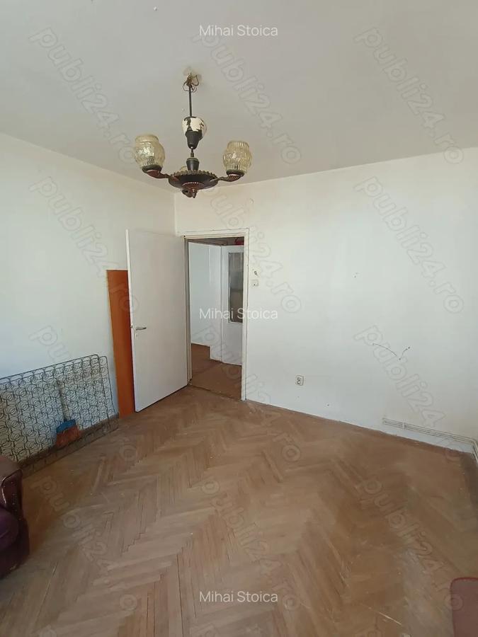 De vanzare apartament cu 2 camere semidecomandat Sinaia - 6