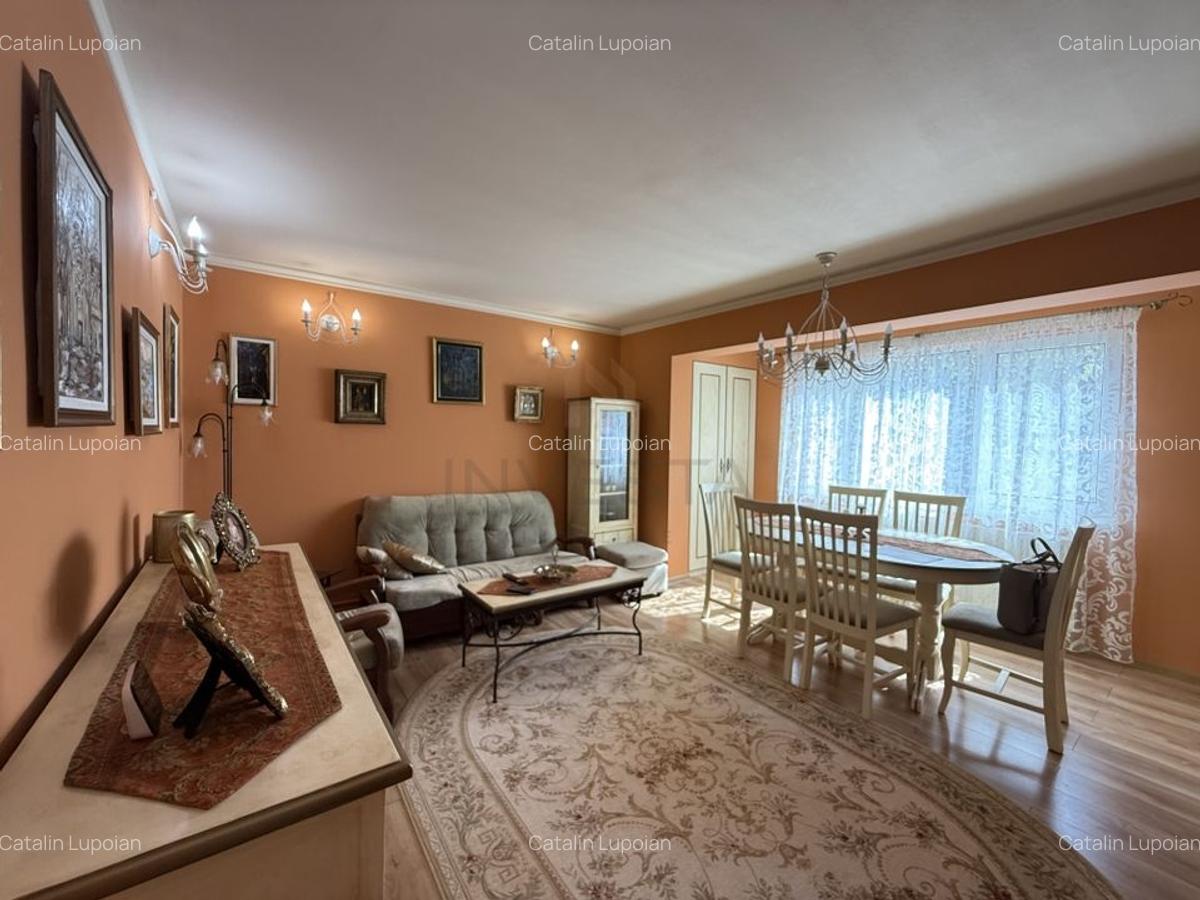 Apartament spatios de 4 camere / zona strazii Constantin Brancusi - 1