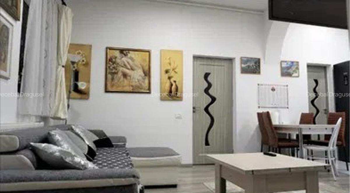 Apartament cu 3 camere în Brașovul Vechi - 2