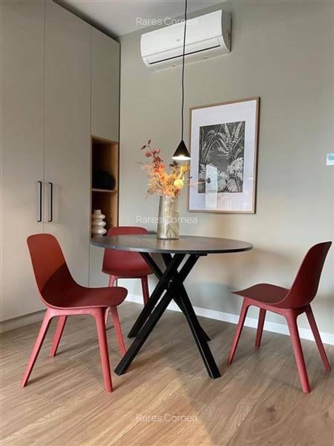 Apartament cu 2 camere semidecomandat, mobilat în Central - 4
