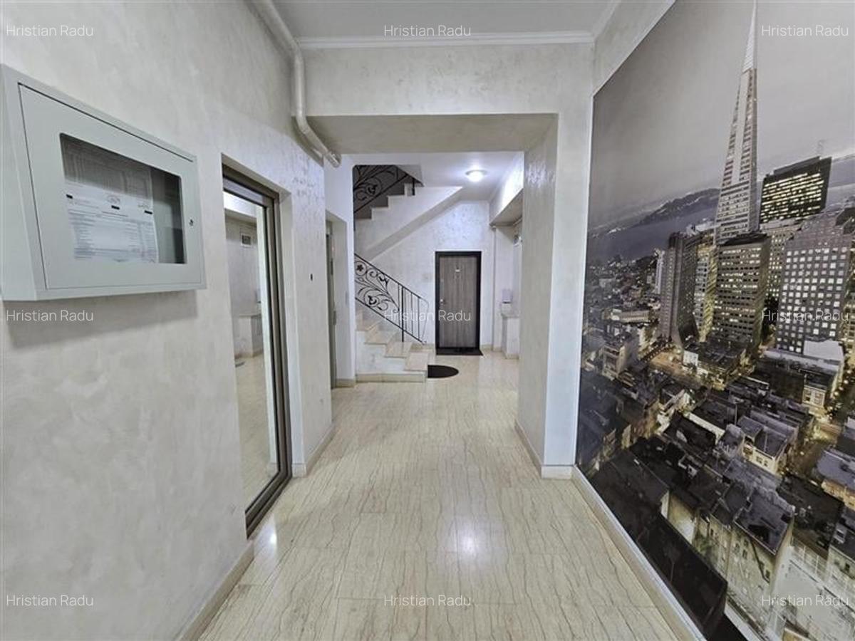 Apartament cu 3 camere semidecomandat în Bucureștii Noi - 25