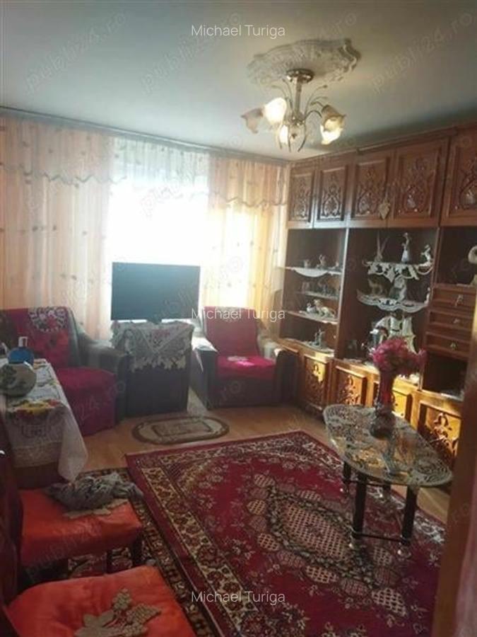 Vinzare 3 camere metrou Cringasi - 1