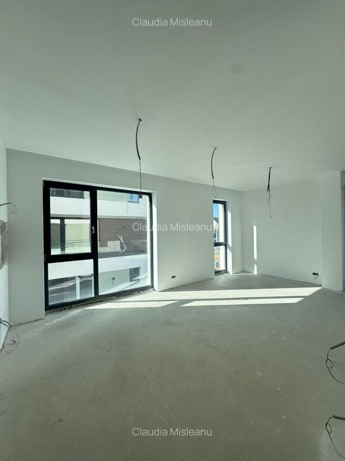 Apartament cu 2 camere semidecomandat în Chitila - 3