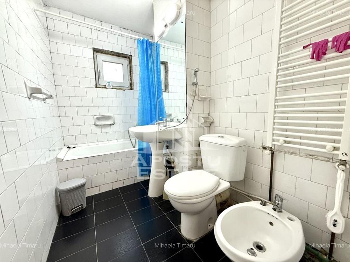 Apartament cu 4 camere, centrala proprie, etaj 2, zona Girocului - 8
