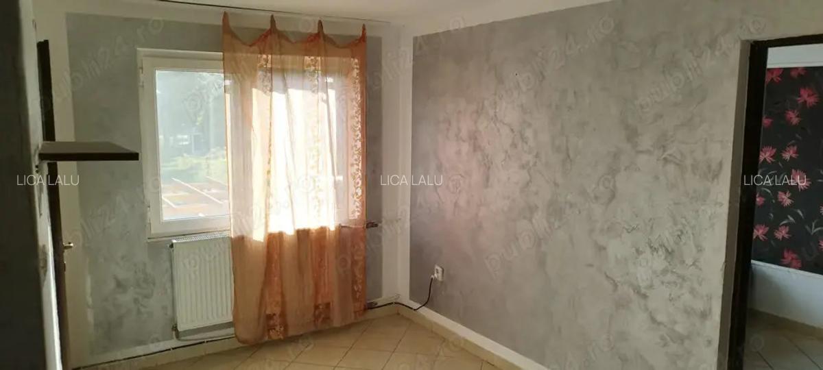 Inchiriez apartament 2 camere - 3