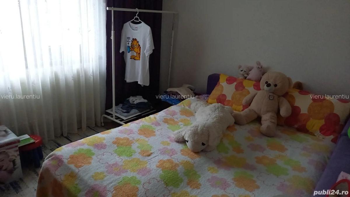 Proprietar vand apartament 3 camere str.Miori?ei - 6