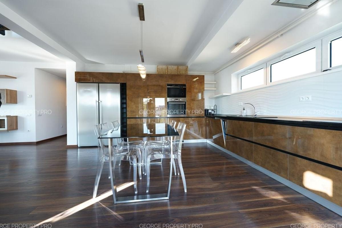 Panoramic View to Herastrau Lake, 5 rooms apartment - 12