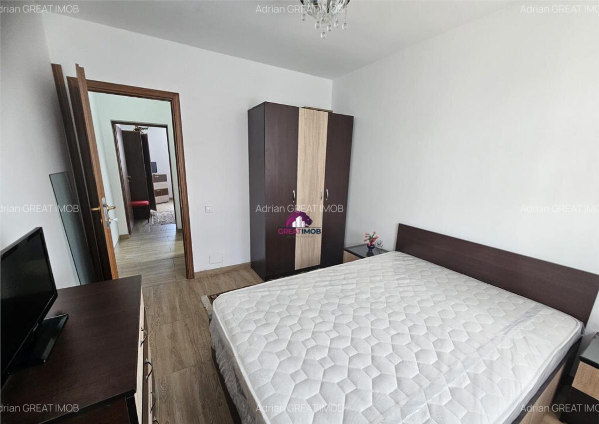 1 camera dintr-un apartament cu 3 camere. - 1