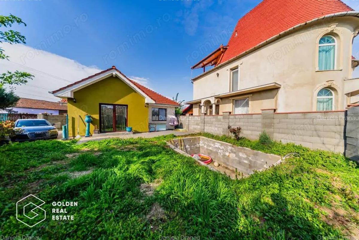 Casa spatioasa cu piscina si teren generos in Bujac - 20