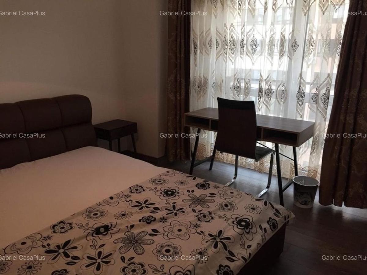 Apartament cu 3 camere semidecomandat în Tătărași - 3