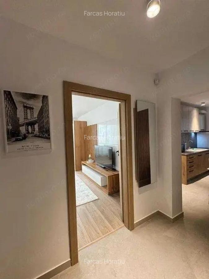 Central - Inchiriere apartament 2 camere - Str. Bodor Peter - 2