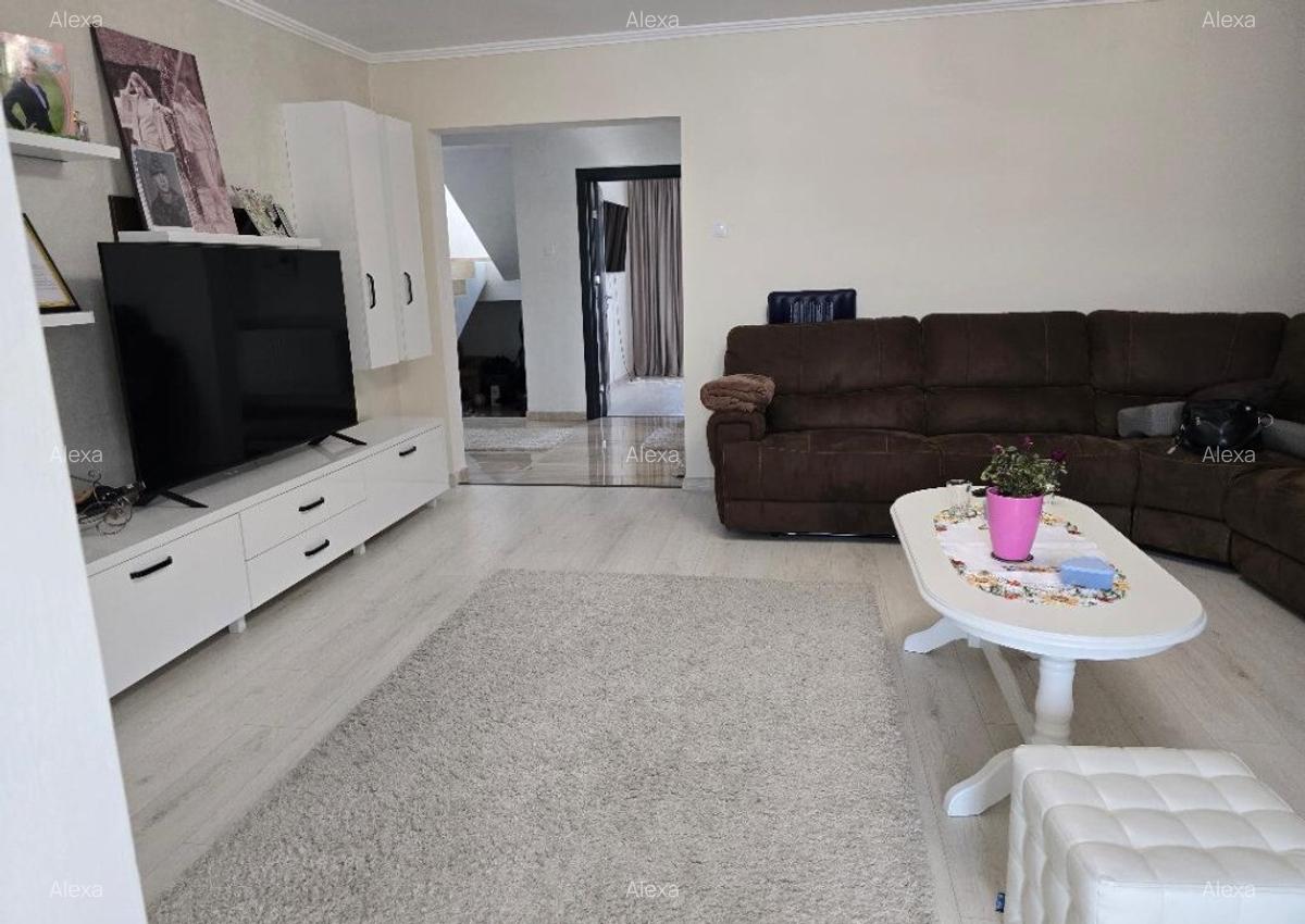 Vila D+P+M, Zona -Episcopia, teren 513 mp, lux, SC-310 , garaj, gaz - 2