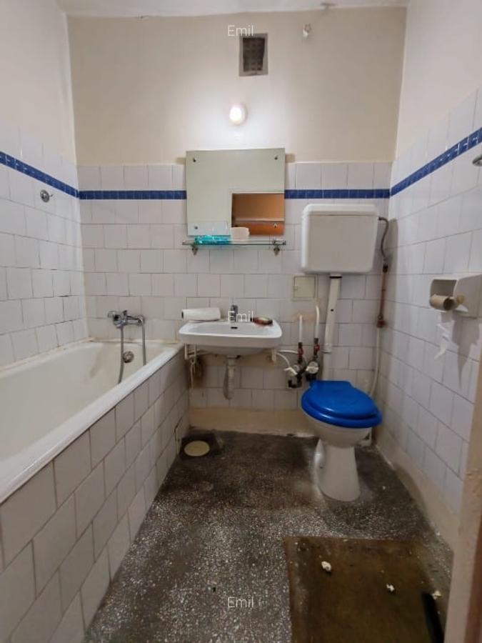 Apartament 3 camere etaj 3/4 - Metrou 1 Decembrie - Titan - 8