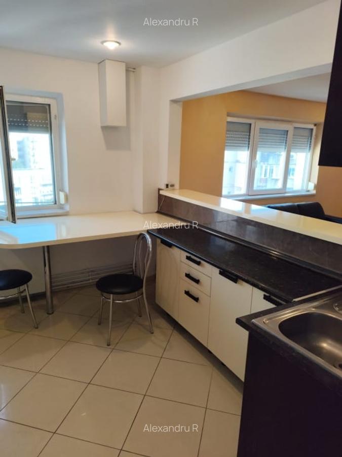 Birou complet mobilat, 85 mp, 3 camere, langa Mall Vitan , centrala - 12