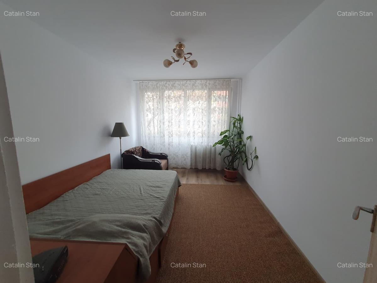 Ap 3 camere decomandate, 67 m2, bloc curat si linistit, termoizolat, etaj 4/10 - 4