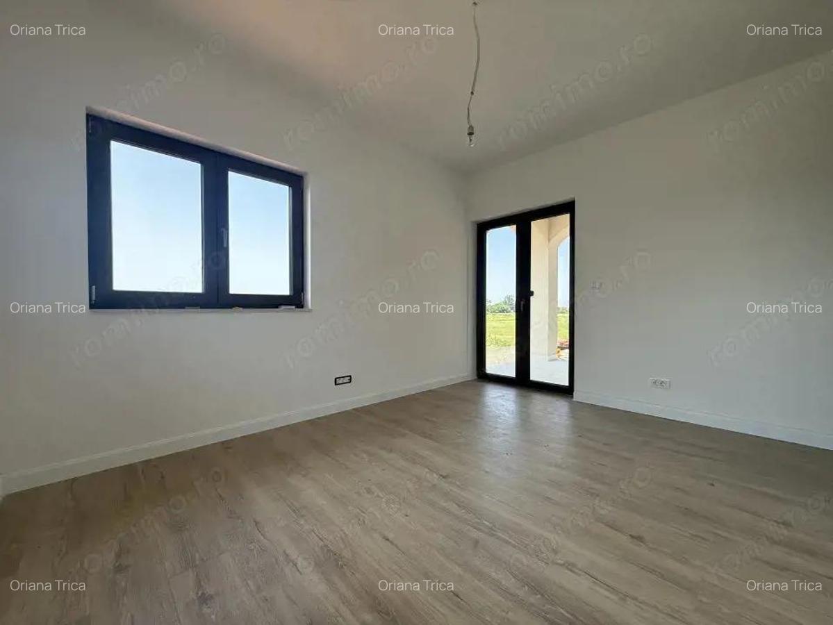 Casa Individuala stil frantuzesc, 141 mp utili, terasa 23 mp - Mosnita N - 5