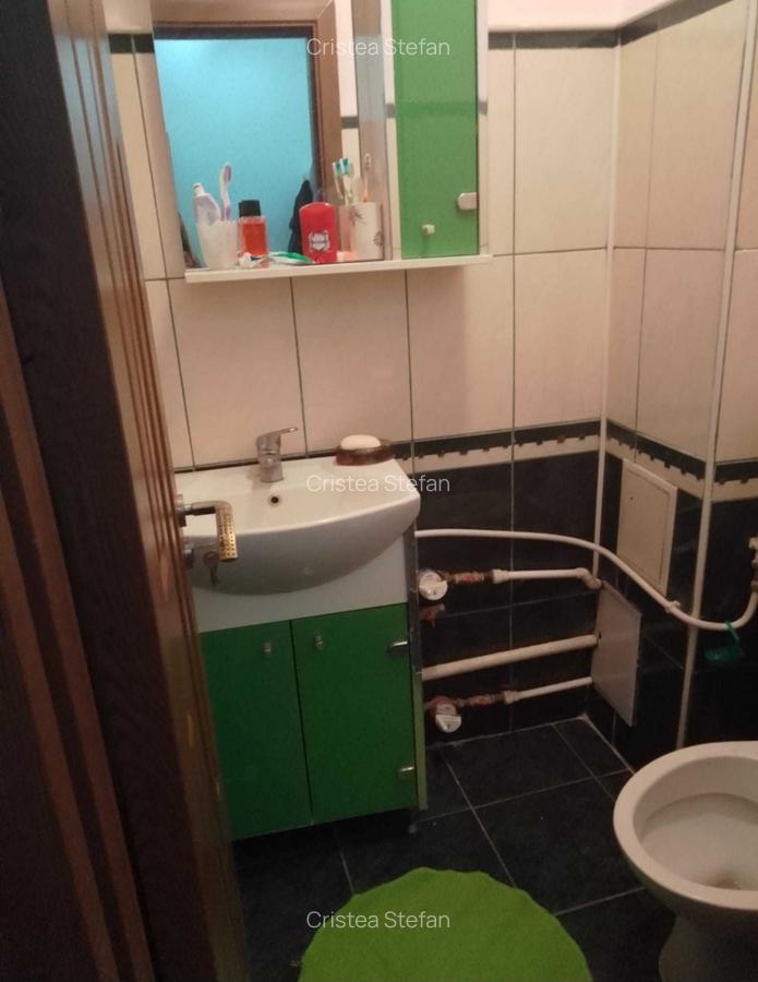 Vanzare apartament 4 camere Costin Georgian - 11