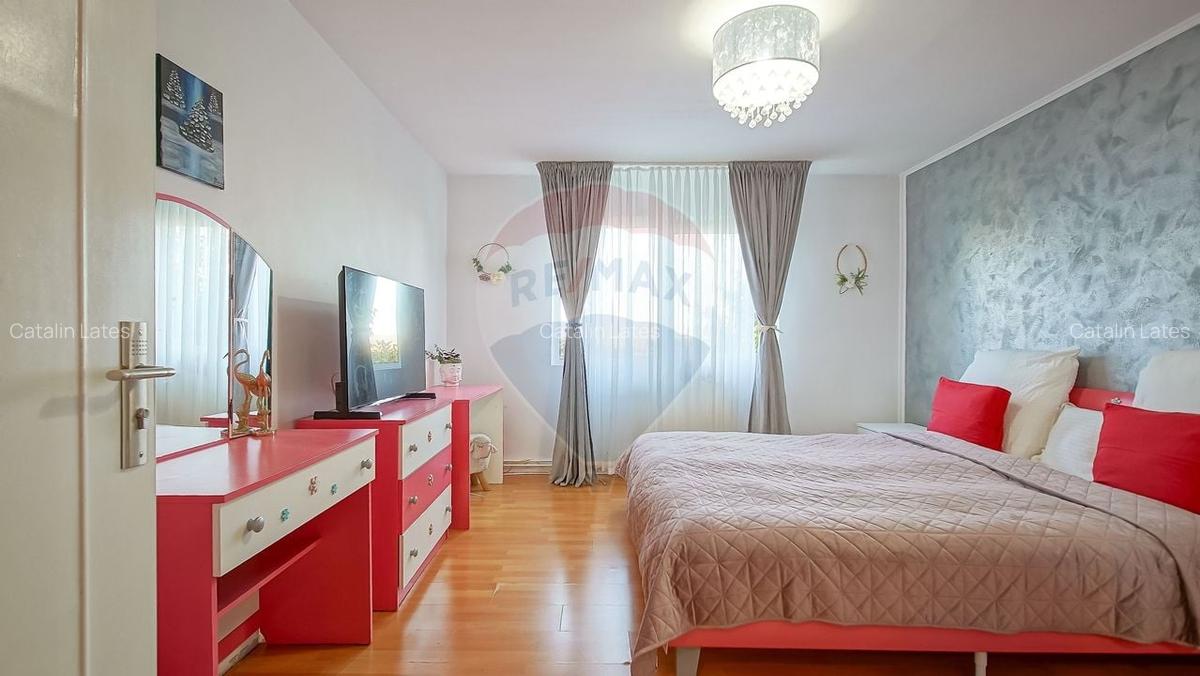 Casa cu 6 camere de vanzare in Rasnov, teren 1.100 mp, zona Glajarie - 9