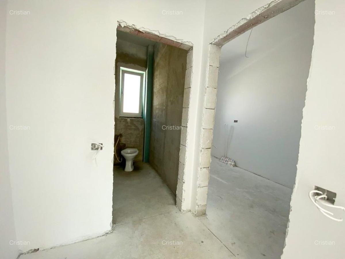Casa la sol cu Panouri Solare Finisaje premium Predare la alb Constructie 2025 - 12