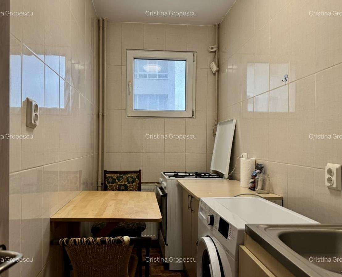 Garsoniera luminoasa | Geam la baie | Metrou  Nicolae Grigorescu - 6