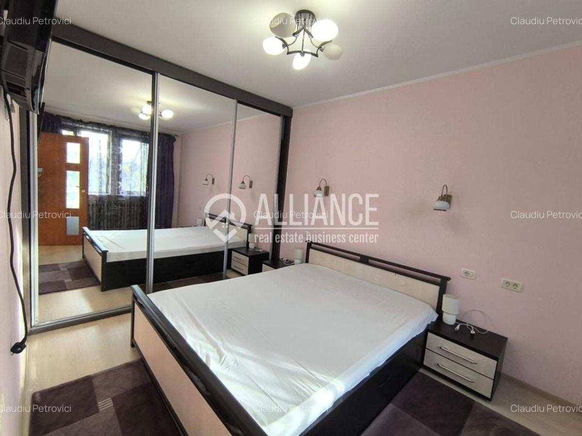 CENTRU COLONADELOR(cod03) - 2 Camere luminoase ! - 5