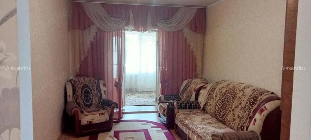 3 camere zona 13 septembrie - 1