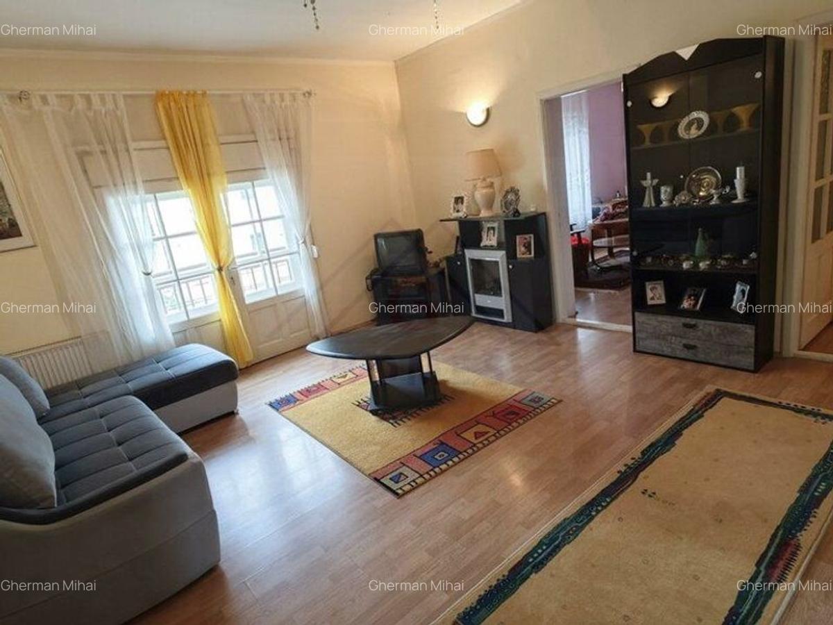 CASA solida, spatioasa si bine construita LA PRET DE APARTAMENT! Comision zero! - 1