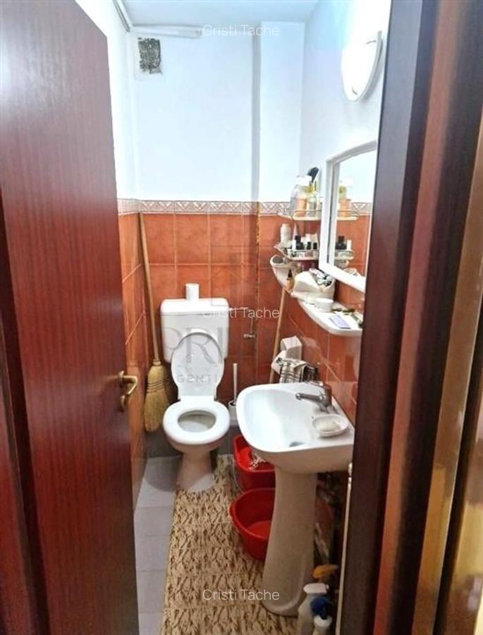 SAGULUI - DAMBOVITA - BLOC IZOLAT - 3 CAMERE - 2 BAI - CENTRALA PROPRIE - 5