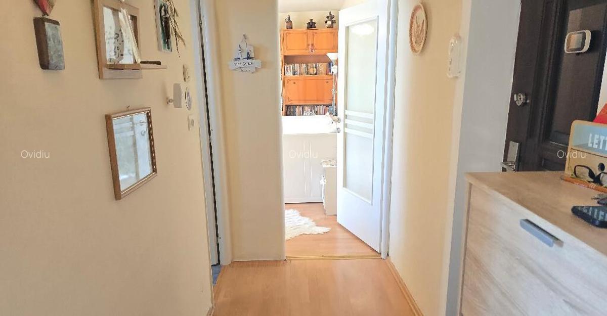 Vand apartament o camera, in Dorobanti, suprafata totala 47 mp, - 5 Vand apartament o camera, in Dorobanti, suprafata totala 47 mp, - 5