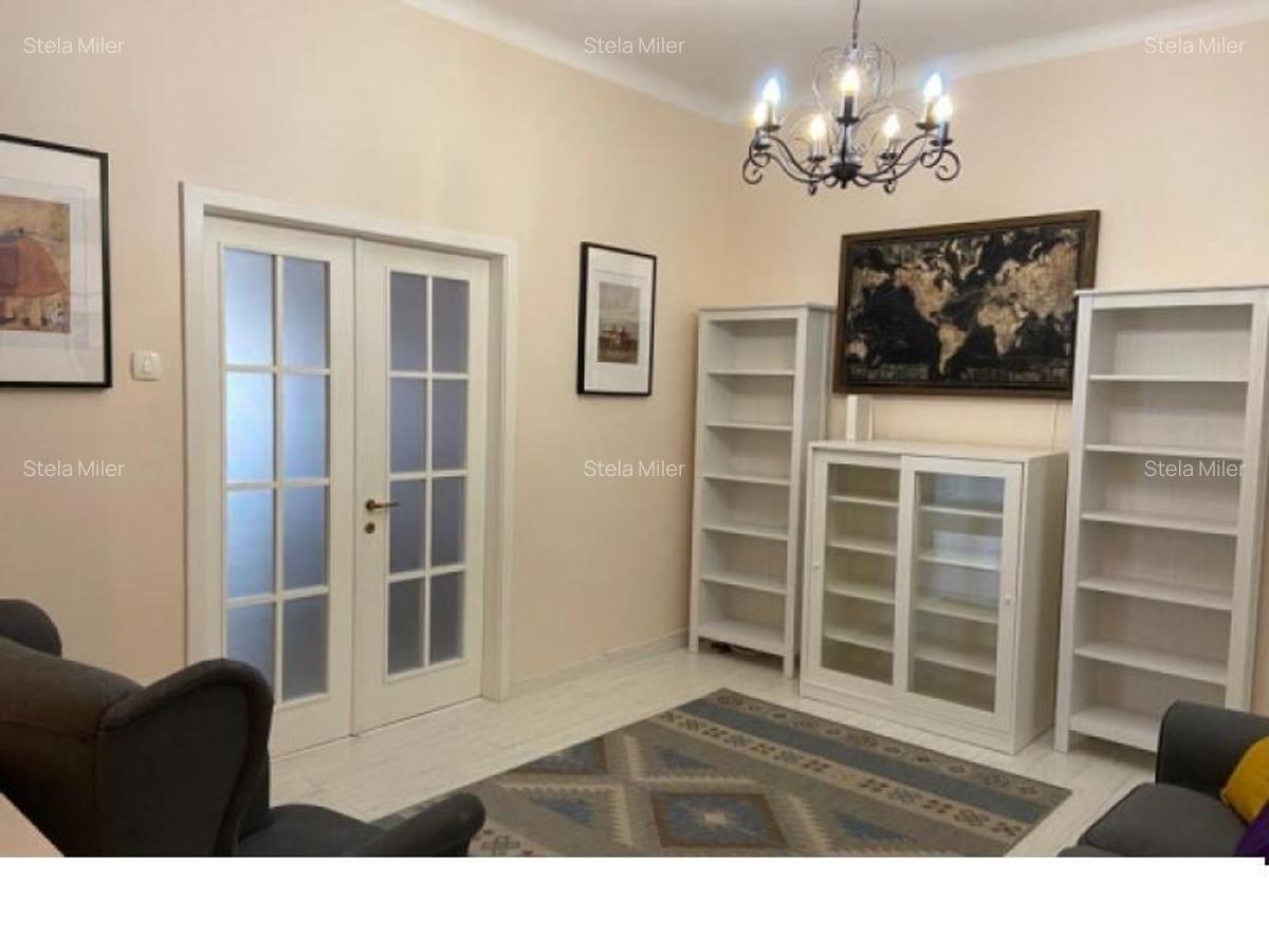 Apartament cu 4 camere circular în Romană - 2