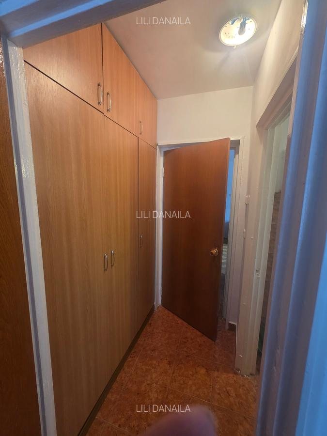 Inchiriez apartament 2 camere - 5