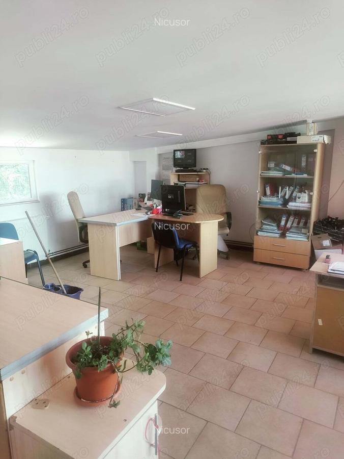 Inchiriez Spatiul Comercial parter si etaj(160m)Zona Catedrala - 2