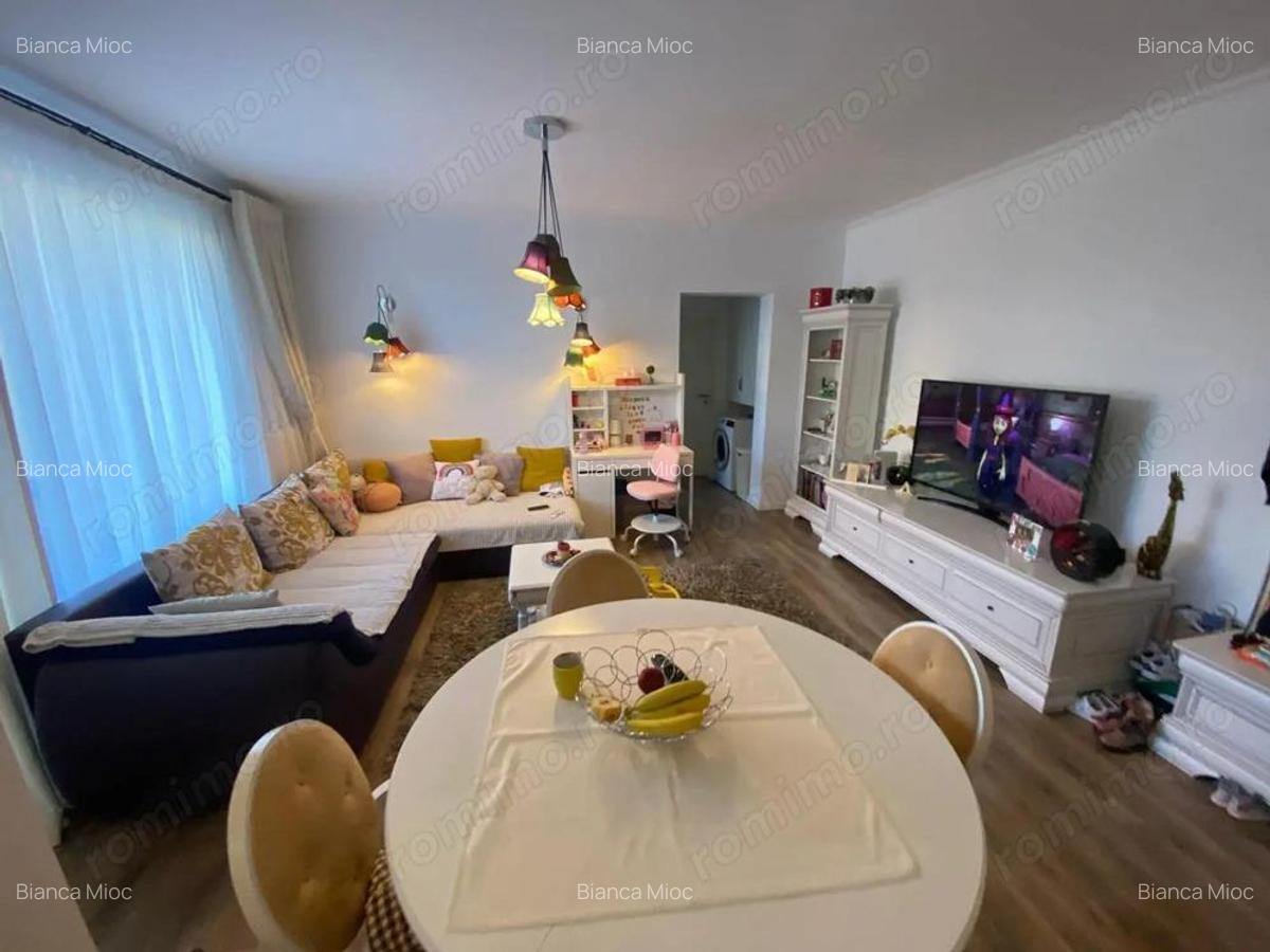 Bloc Nou. La cheie. Spatios. Asfalt. Parcare acoperita. Zona Girocului - 8