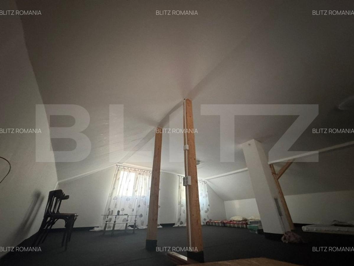 Casa de vanzare, cu 6 camere, 200 mp, zona Hotar - 11