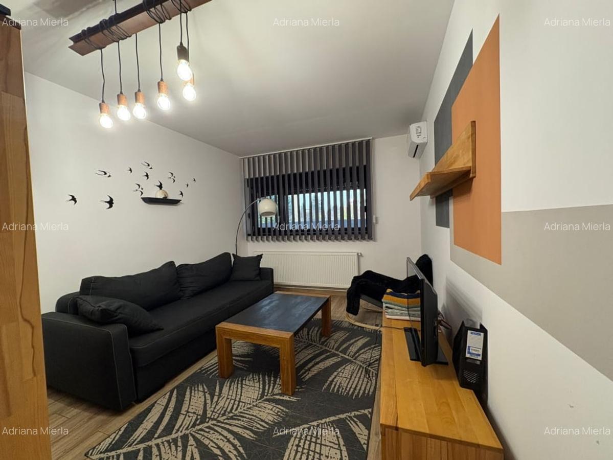 Apartament, 2 camere, decomandat, 53 mp, Cartier 1 Mai, Zona Polivalenta - 2