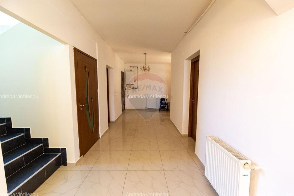 Casa individuala 5 dormitoare si teren 804 mp-Baciu Sacele - 11