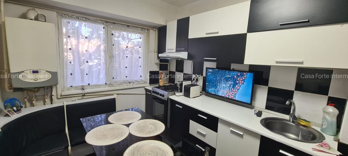 Apartament 3 camere decomandate – Tomis Nord 130.000€ - 14