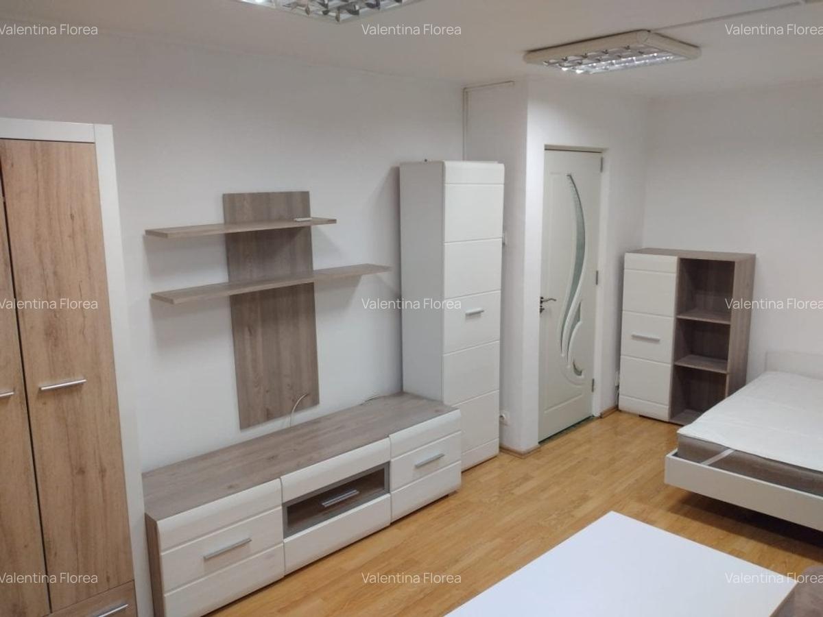 Garsonieră decomandată în Nerva Traian - 8