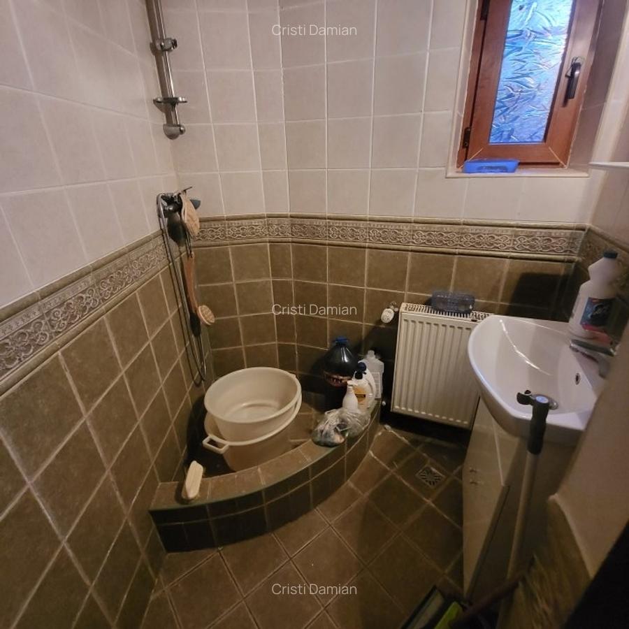 Vila boiereasca, superba, strada, linistita, nelipita de vreun alt imobil - 33