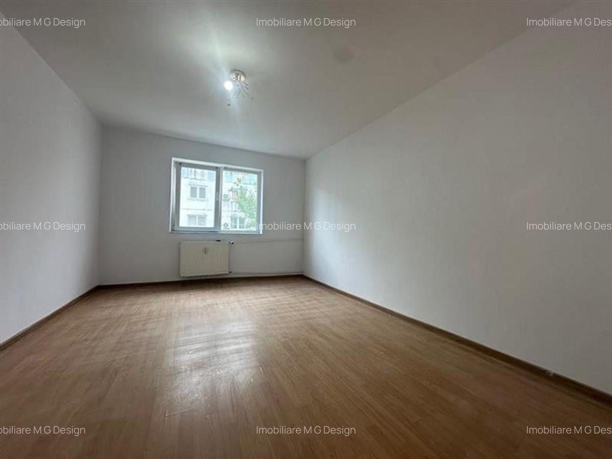 Garsoniera zona Buziasului etaj 2, baie cu vana - 1