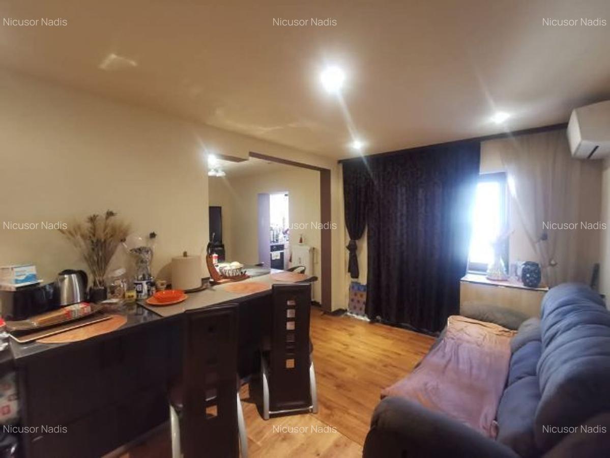 Apartament 3 camere - 1