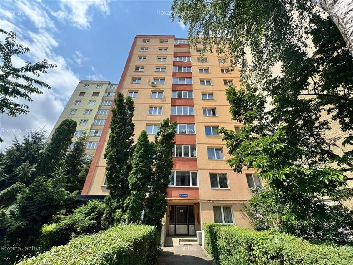 Apartament cu 3 camere semidecomandat, mobilat în Astra - 10