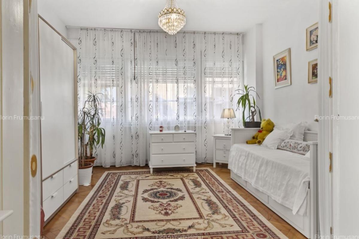 Apartament 4 camere, 117 mp,etaj 1, ultracentral - P-ta Sfintii Voievozi, ASE - 4