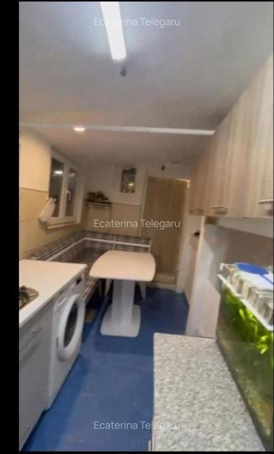 Casa la curte, intre statia de metrou Dristor si parcul IOR - 6