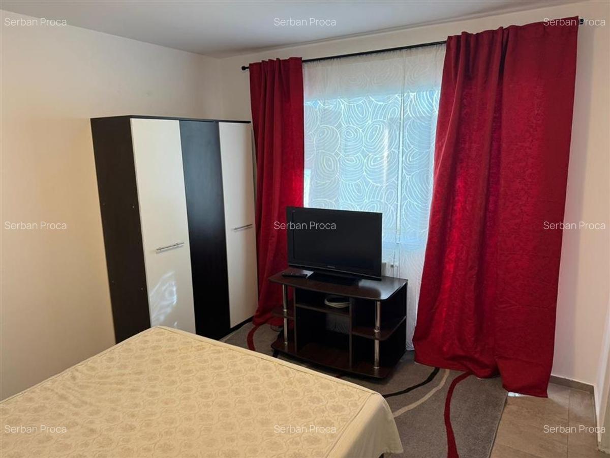 Apartament 2 camere Podu Ros, proaspat RENOVAT - 4