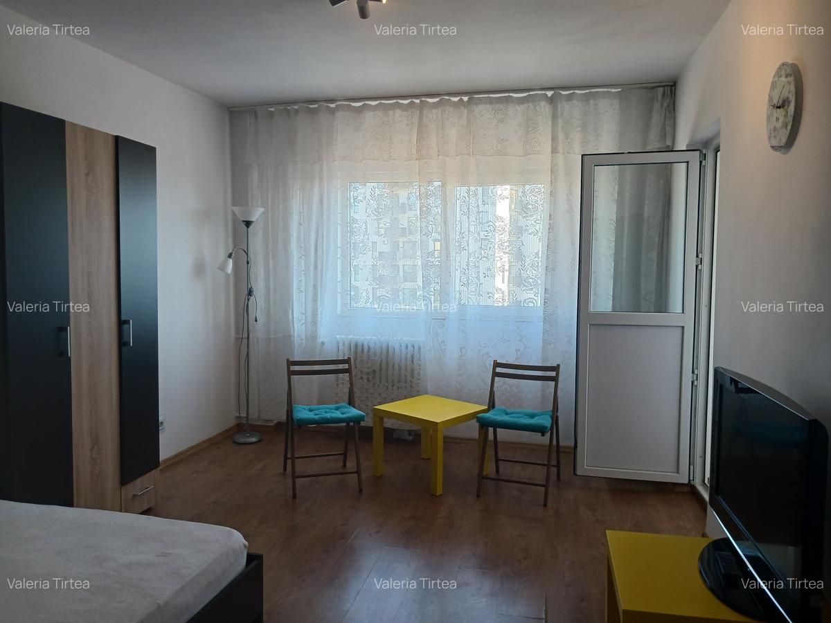 Garsoniera de inchiriat zona Mega Mall - 1