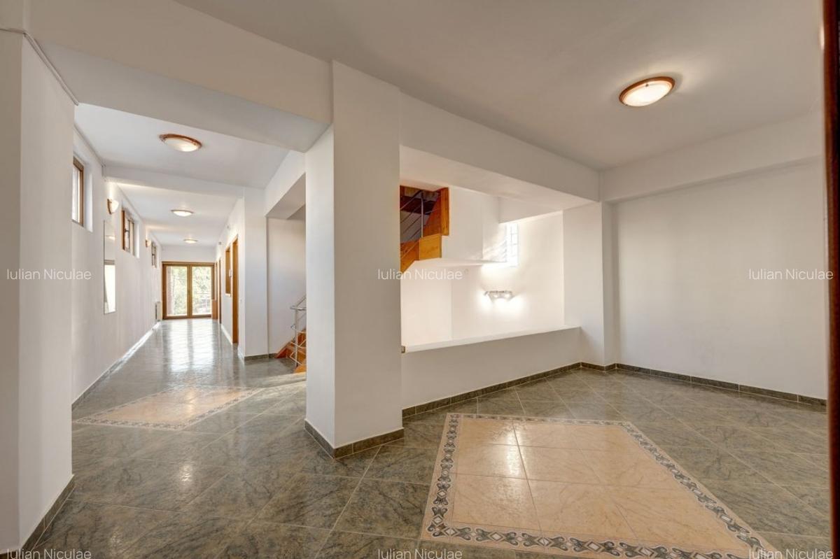 Spațiu comercial, 276 mp în 1 Mai - 8