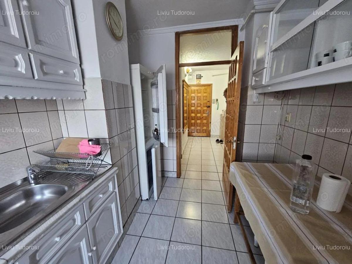 Apartament 3 camere, etaj 2, Zona Auchan Gavana - 1